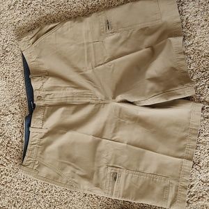 Tommy Hilfiger Men's Cargo Shorts Size 42 NWT